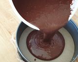 A picture of step 3 of Chocolate fudge cake.