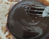 A picture of step 3 of Oreo biscuits cake.