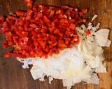 Foto del paso 4 de la receta: Ossobuco en salsa perfumada a la naranja y Malbec