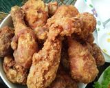 Foto del paso 4 de la receta: Muslos bates de pollo fritos