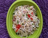 Foto langkah ke 5 dari resep Tumis Taoge Ikan Jambal.
