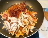 媽媽的古早味 香菇肉絲炒麵的食譜步驟6照片