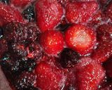 Foto del paso 4 de la receta: Mermelada de frutos rojos (frutillas, moras, frambuesas y arándanos)