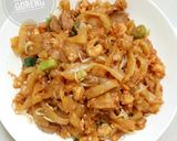 Foto langkah ke 5 dari resep Kwetiau Goreng.