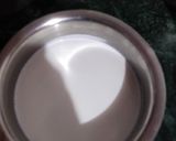 A picture of step 1 of Raw Milk Lassi.