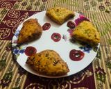 A picture of step 2 of Crunchy Aloo triangle pakoda.