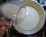عکس مرحله 1 از دستور شیرعسلی خونگی