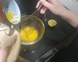 Foto del paso 4 de la receta: Salmón noruego en salsa holandesa con guarnición caramelizada