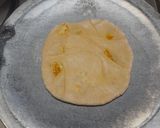 A picture of step 5 of Carrot tofu paratha.