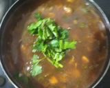 A picture of step 2 of Manchow soup.