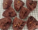 Foto langkah ke 27 dari resep Orange Peel Double Choco Sourdough Bread 74% (Open Bake Method).