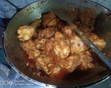 কাঁচালঙ্কা ও রসুন বাটায় দেশি মুরগি কষা(kachalonka o rasun batay desi moorgi kosha recipe) রেসিপি ধাপ - 7 ছবি