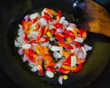 Foto langkah ke 2 dari resep Tumis Sayur Genjer Pedas.