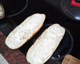 Foto del paso 3 de la receta Bocadillo de merluza frita con lechuga, tomate y mayonesa