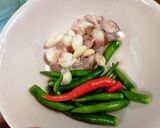 รูปขั้นตอนการทำที่ 1 ของ น้ำพริกกะปิ