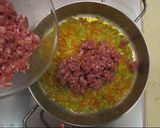 Foto del passaggio 3 della ricetta Ragù Gabbo