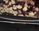 Foto del paso 3 de la receta: Coliflor y betabel asados con queso azul y nueces de Castilla