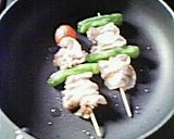 A picture of step 4 of Skewers with Pork Belly Slices.