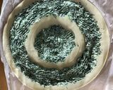 Foto del passaggio 2 della ricetta Sfoglia girasole ricotta e spinaci