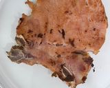 Foto del paso 1 de la receta: Chuletas ahumadas encebolladas