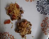 A picture of step 5 of Toast Bread pizza.