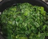 Foto langkah ke 1 dari resep Bobor Daun Singkong.