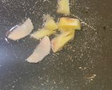 A picture of step 4 of Chinese Chilli Oil.