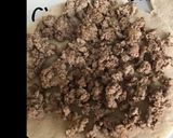 Une image de l'étape 1 de Italian flatbread farci en roulé au veau oignons caramélisés champignons fromage et épices.