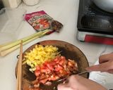 Hình bước làm 1 của món Lẩu Thái Hải Sản