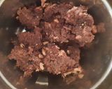 A picture of step 1 of Red velvet chocolate Cake shake.