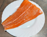 Foto del paso 1 de la receta: Salmón con verduras y huevo