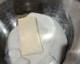 Foto del paso 1 de la receta: Torta Invertida de Manzana Húmeda