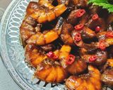 Foto langkah ke 4 dari resep Udang saus pedas.