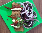 Foto del paso 12 de la receta: Barritas de Filet de Merluza con Ensalada