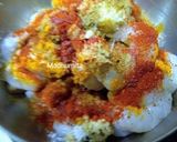 A picture of step 1 of Prawn Curry.