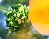 A picture of step 4 of Zuchinni Fritters.