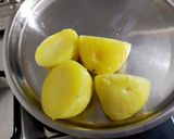 A picture of step 1 of Bread Pakoda.