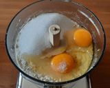 Foto del passaggio 2 della ricetta Crostata a strati con confettura di pesche
