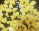 Foto del paso 2 de la receta: Papa al ajillo de guarnición