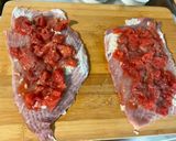 Une image de l'étape 8 de Roulades de porc à la tomate, herbes aromatiques et feta.