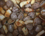 Foto del paso 4 de la receta: Alubias con pota y almejas