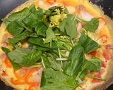 A picture of step 2 of Omelet with Mushrooms, Bell Pepper, and Spinach.