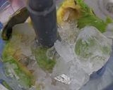 Foto langkah ke 3 dari resep Jus Alpukat Susu.
