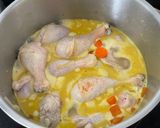 Foto del paso 4 de la receta Muslitos de pollo en salsa de zanahoria