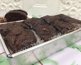 Foto langkah ke 8 dari resep Muffin pisang coklat tanpa mixer.