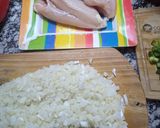 Foto del paso 1 de la receta: Tarta de pollo, zapallitos y calabaza!