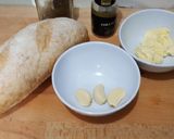 Foto langkah ke 1 dari resep Garlic bread homemade.