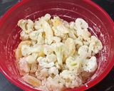 A picture of step 4 of Peri Peri Cauliflower With Potatoes.