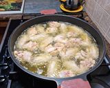 A picture of step 4 of Countryside pan fried wings.