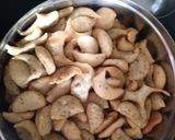 કાજુ બિસ્કીટ (Kaju Biscuit Recipe in Gujarati) રેસીપી સ્ટેપ3ફોટો
